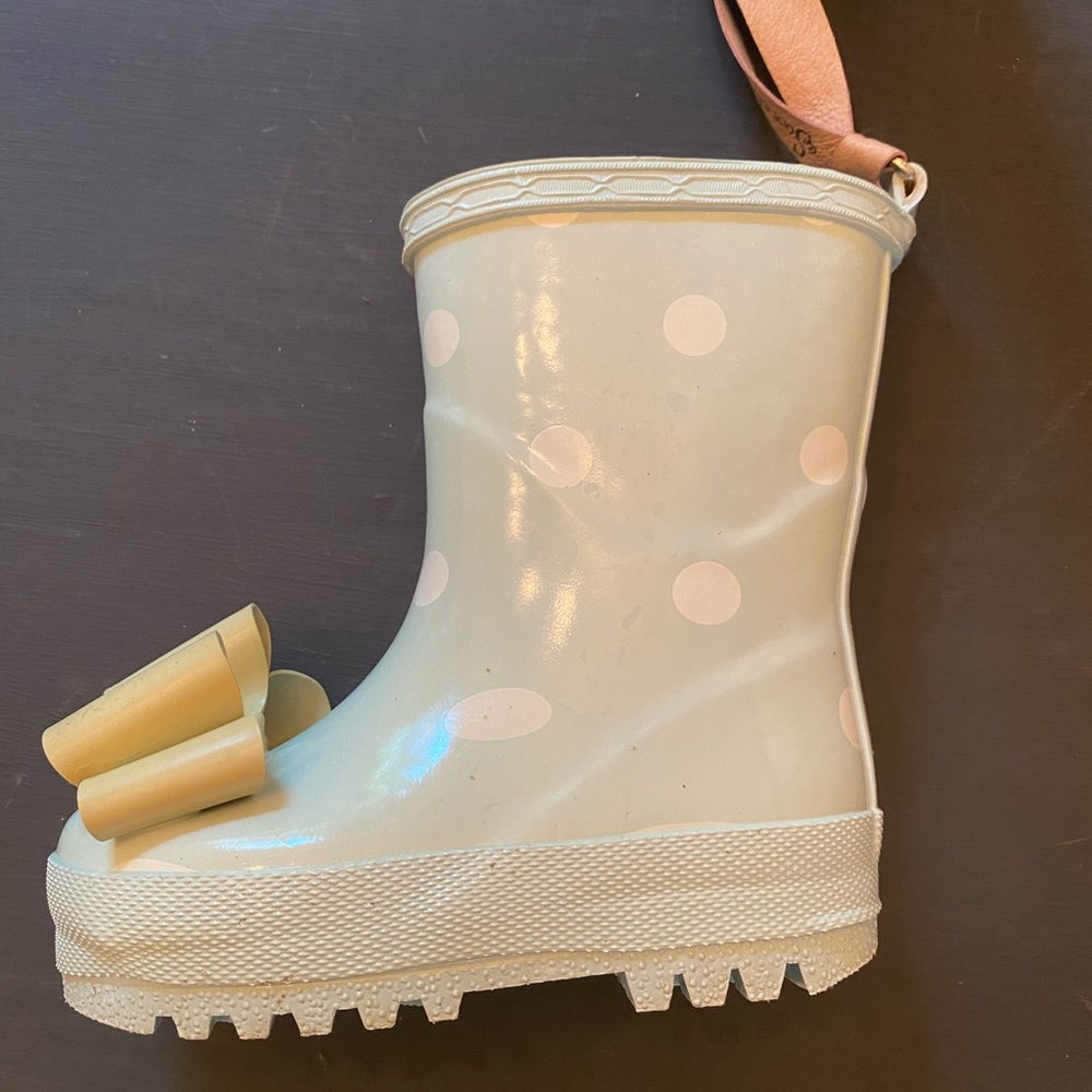 Sweethoney brand Girls Rainboots, Size 6, Sky Blue, White Polka Dots, Sage Bow